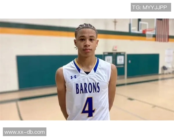 科沃德因膝痛缺席全明星新秀赛马刺新秀卡特布莱恩特紧急替补出战 科沃德因膝痛缺席全明星新秀赛马刺新秀卡特布莱恩特紧急替补出战