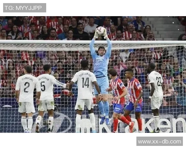 旧将批评皇马被阿尔瓦塞特淘汰是彻底失败管理如同闹剧